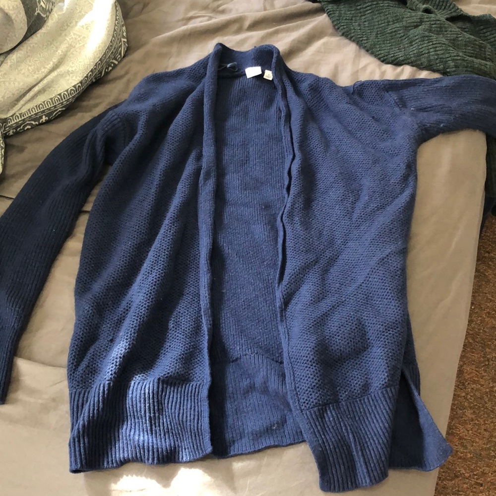 Gap navy cardigan